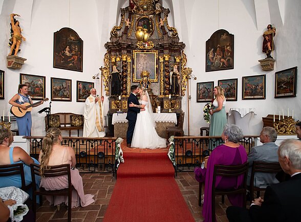 Hochzeit in Burgkapelle (c) Andi Bruckner