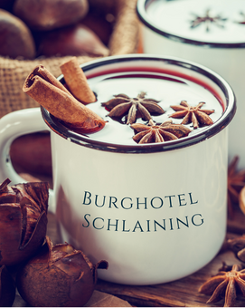 Glühwein in der Burg Schlaining am 07.12.2025 beim Mittelalterlichen Christkindlmarkt. Glühwein in der Burg Schlaining am 07.12.2025 beim Mittelalterlichen Christkindlmarkt.