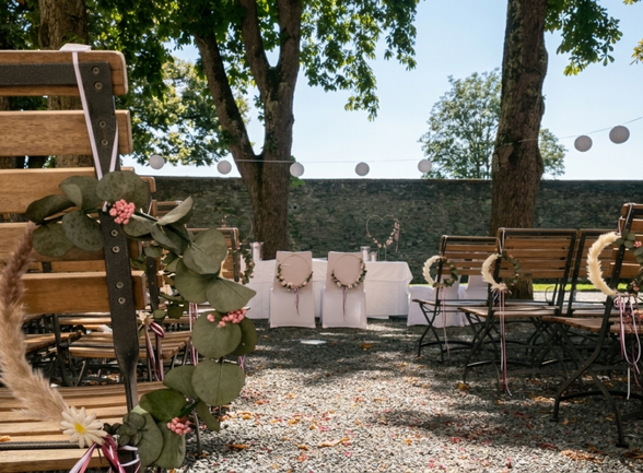 Burghof Hochzeit Setup