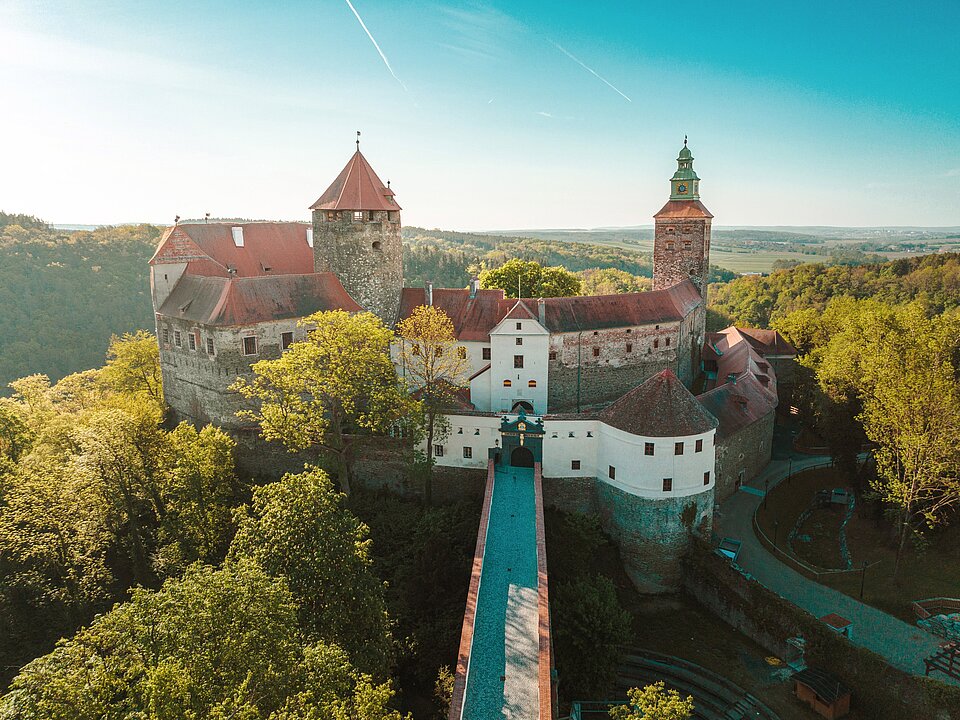 Aufnahme von der Burg Schlaining aus der Vogelperspektive.